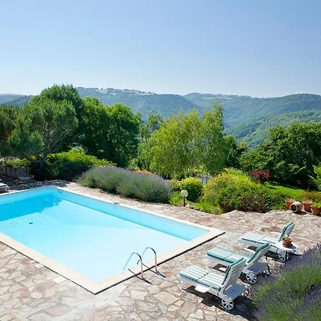 Saint-andre-de-najac Sleeps 8 Pool Wifi Villa