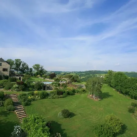 Saint-andre-de-najac Sleeps 8 Pool Wifi Saint-André-de-Najac